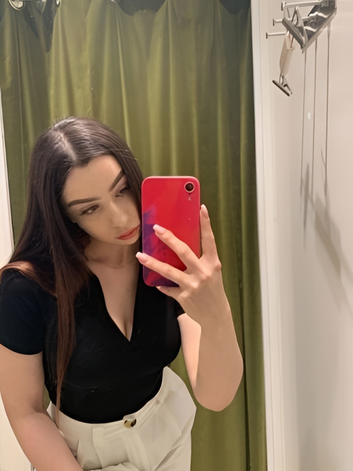 Борислава привлекальеная девушка из Великие луки цена от 3000 руб