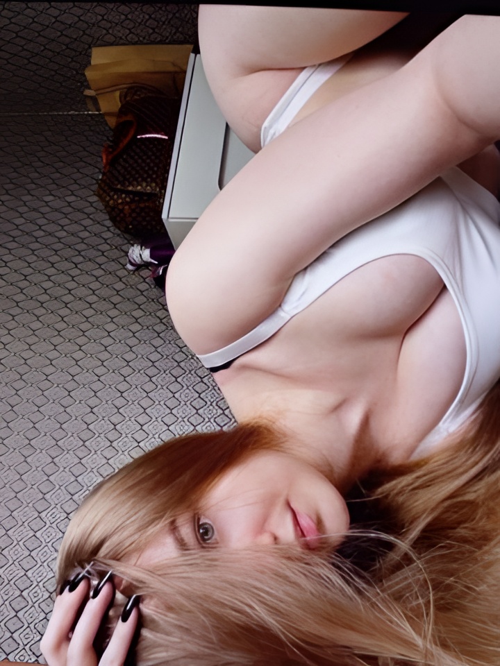 Фаина привлекальеная девушка из Великие луки цена от 2000 руб