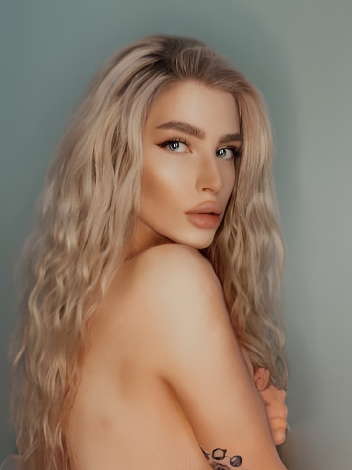 Римма привлекальеная девушка из Великие луки цена от 2500 руб