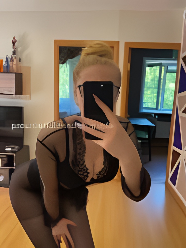 Индивидуалка София, доступна для личного знакомства от 2000 руб