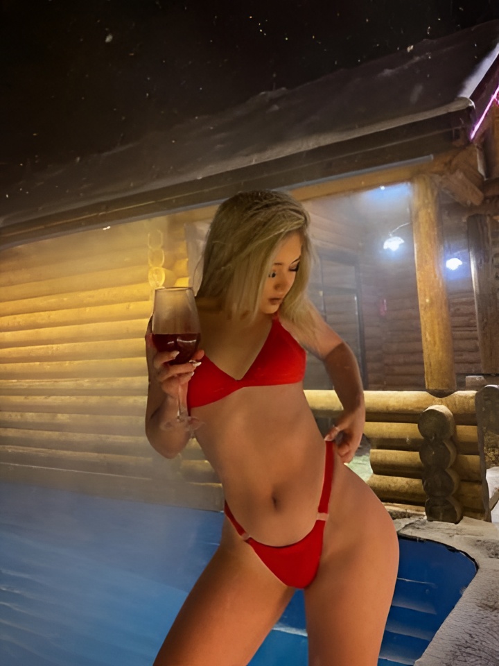 Тамара привлекальеная девушка из Великие луки цена от 10000 руб