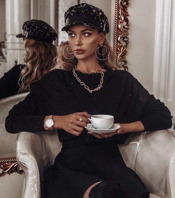 Яна привлекальеная девушка из Великие луки цена от 3500 руб