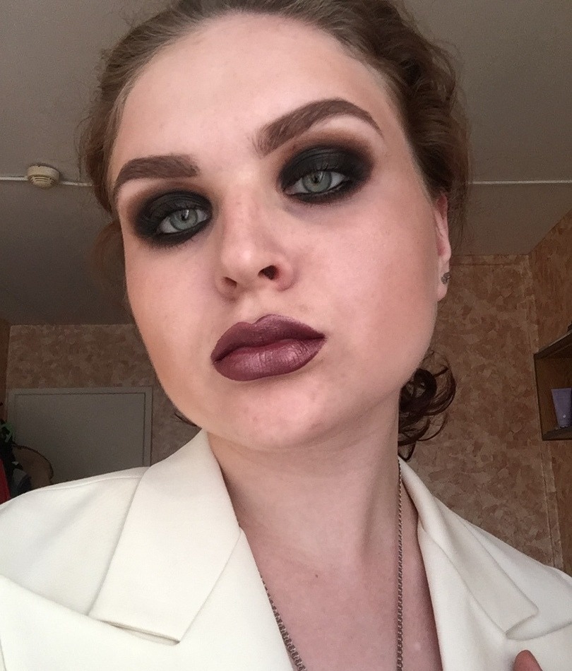 Елена привлекальеная девушка из Великие луки цена от 3000 руб