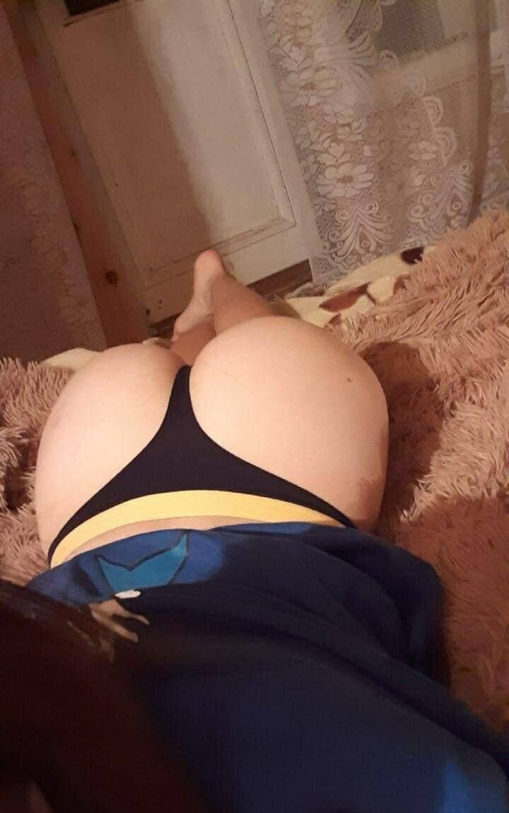 Дарина привлекальеная девушка из Великие луки цена от 3500 руб