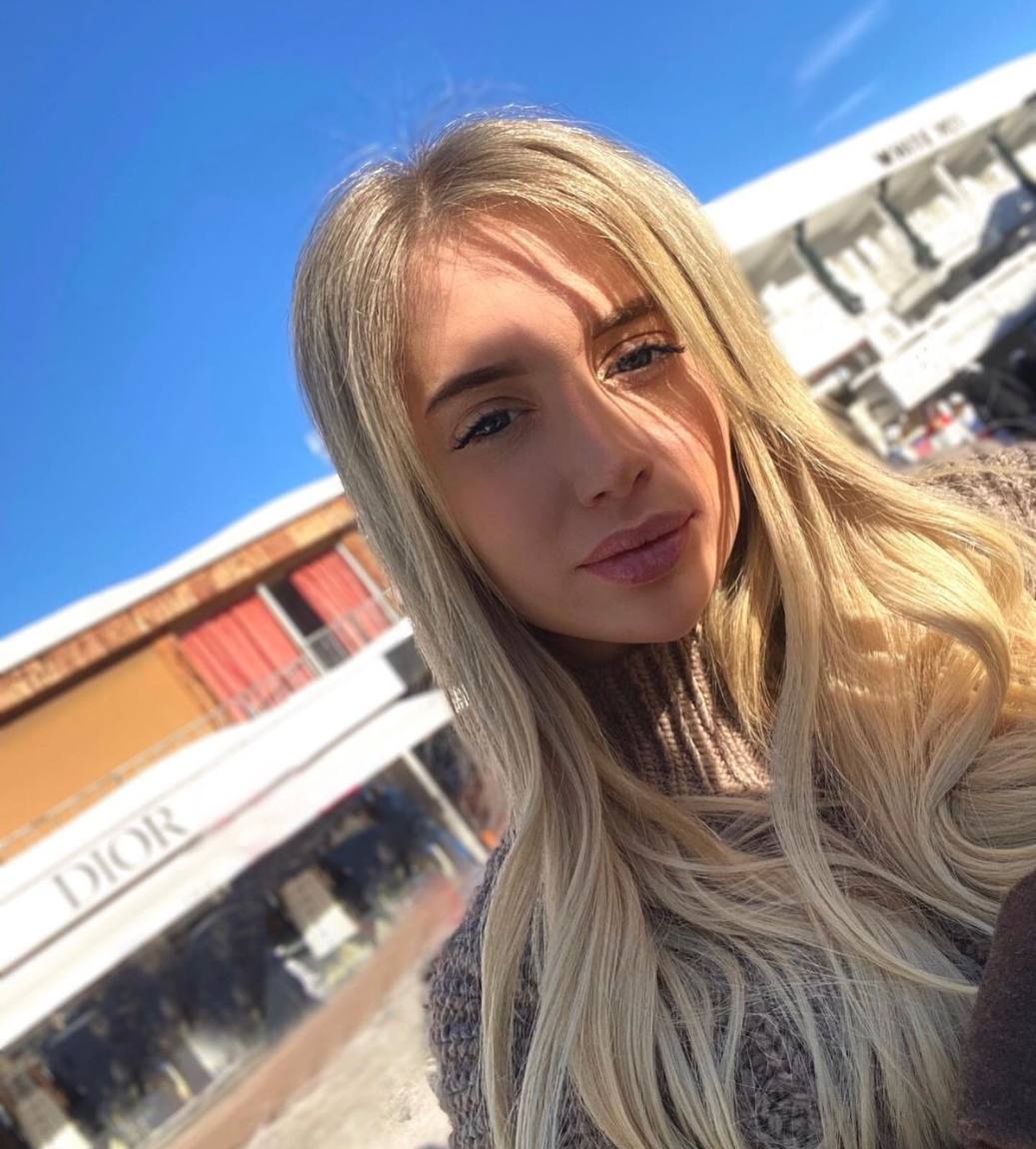 Дарья привлекальеная девушка из Великие луки цена от 3000 руб