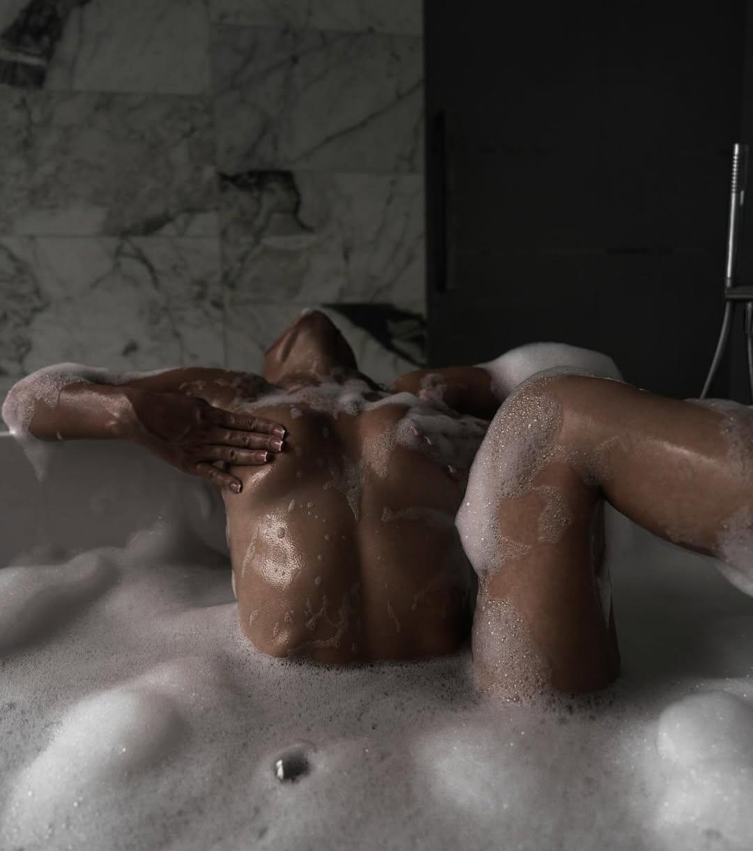 Саша привлекальеная девушка из Великие луки цена от 7000 руб