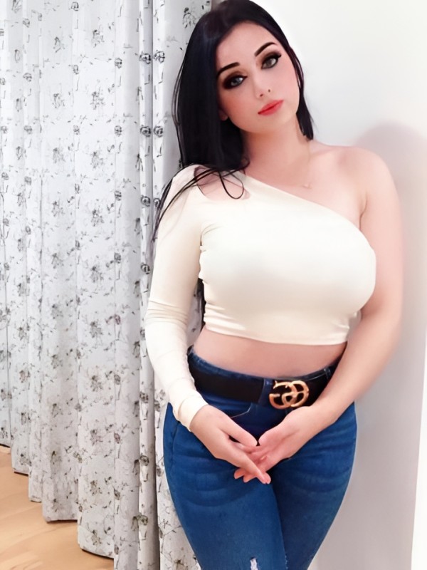 Мирослава привлекательная девушка из Великие луки цена от 1500 руб