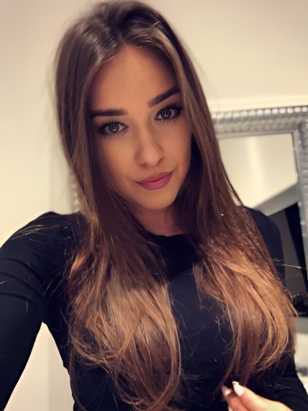 Зита привлекательная девушка из Великие луки цена от 2500 руб