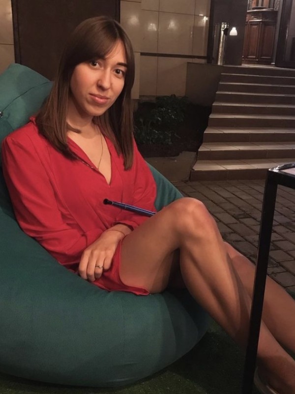 Александра привлекательная девушка из Великие луки цена от 7000 руб