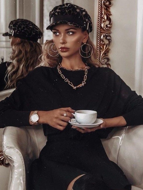 Яна привлекательная девушка из Великие луки цена от 3500 руб