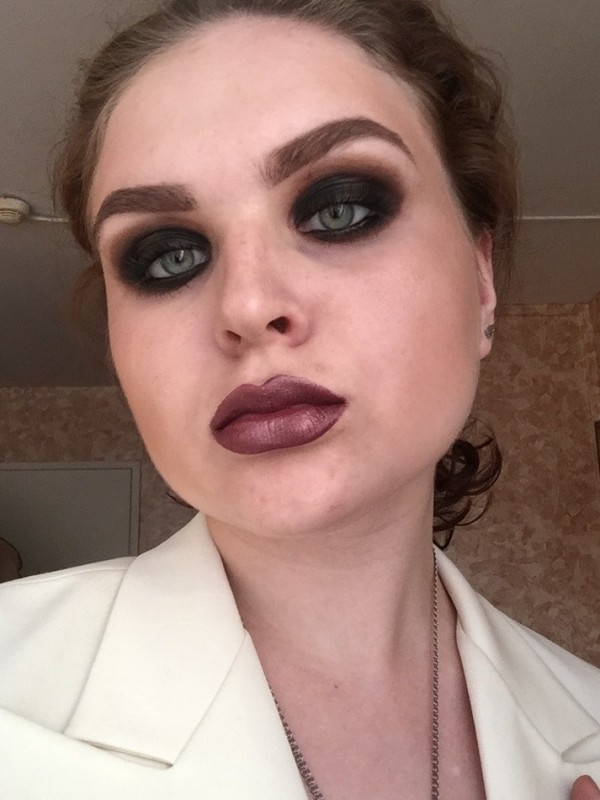 Елена привлекательная девушка из Великие луки цена от 3000 руб