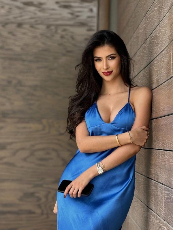 Настюха привлекательная девушка из Великие луки цена от 4000 руб